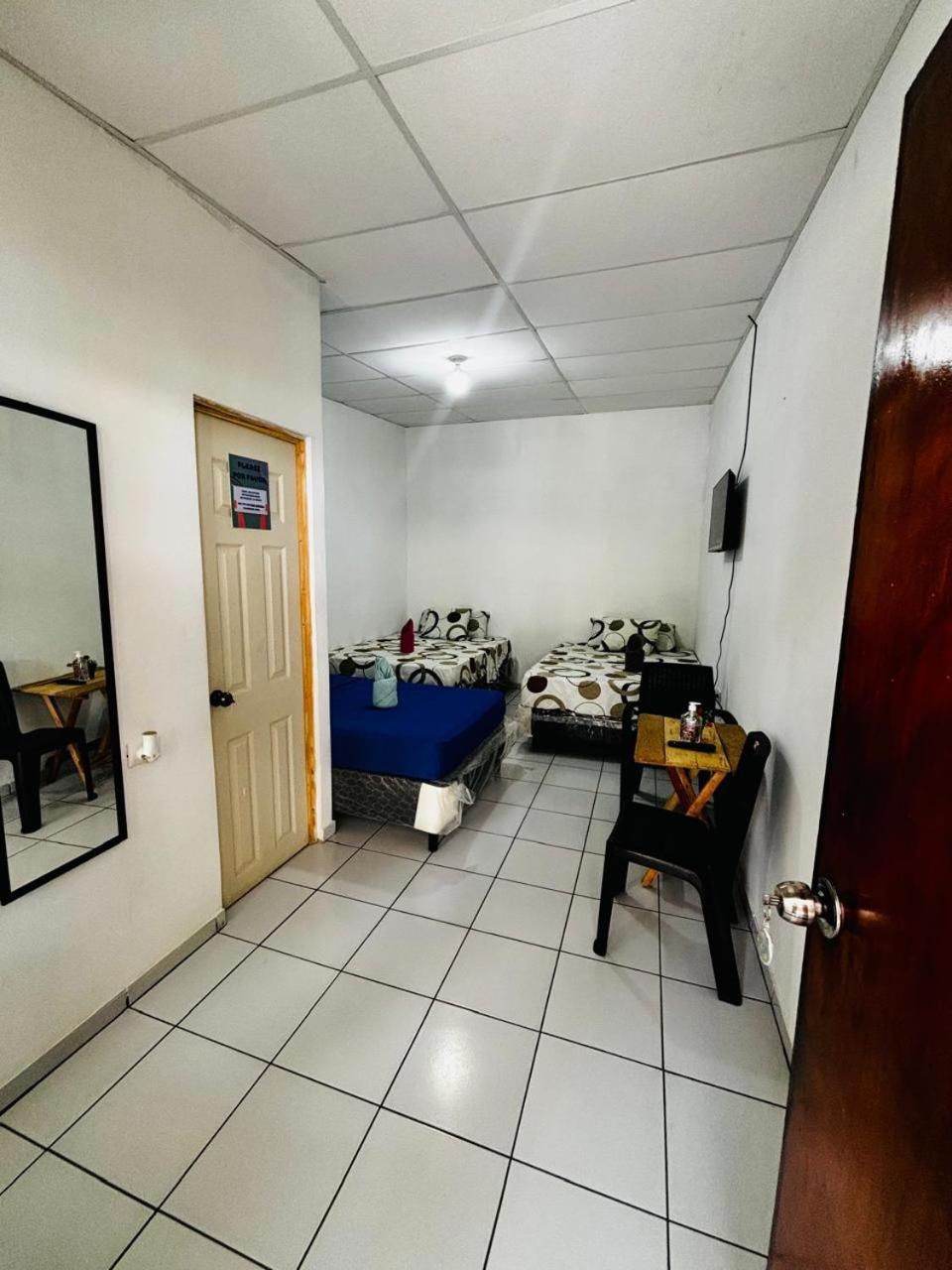 La Casona Sv Hostal La Libertad Eksteriør billede